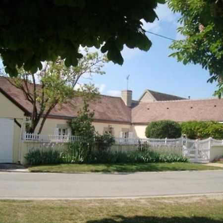 Les Glycines De Bougy Bed and Breakfast Buitenkant foto