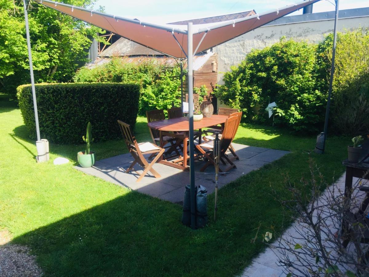 Les Glycines De Bougy Bed and Breakfast Buitenkant foto