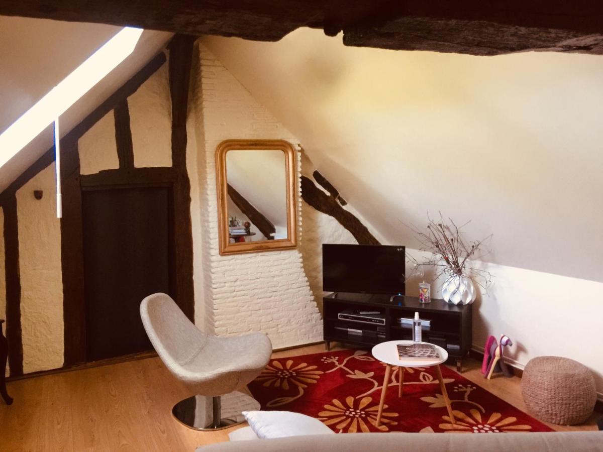 Les Glycines De Bougy Bed and Breakfast Buitenkant foto