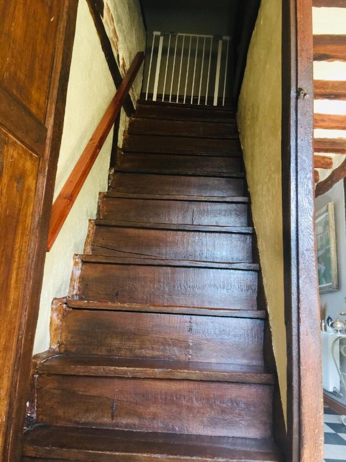 Les Glycines De Bougy Bed and Breakfast Buitenkant foto