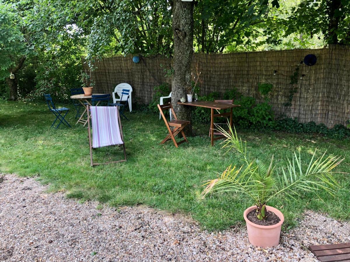 Les Glycines De Bougy Bed and Breakfast Buitenkant foto