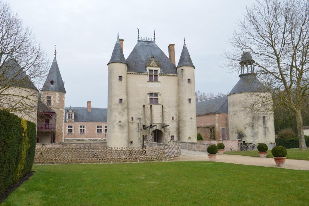 Les Glycines De Bougy Bed and Breakfast Buitenkant foto
