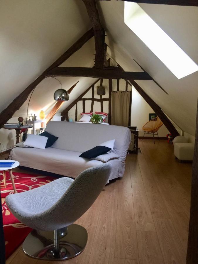 Les Glycines De Bougy Bed and Breakfast Buitenkant foto